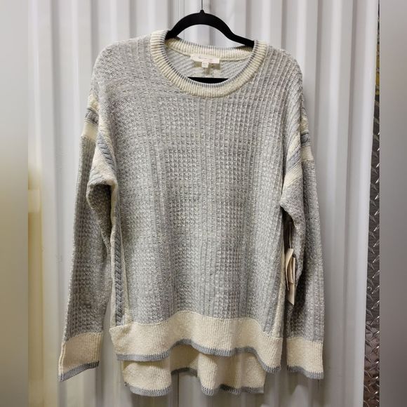 NWT vince commuto plush think knit soft beautiful hi-lo sweater. Great 🎁 gift! - Picture 6 of 8